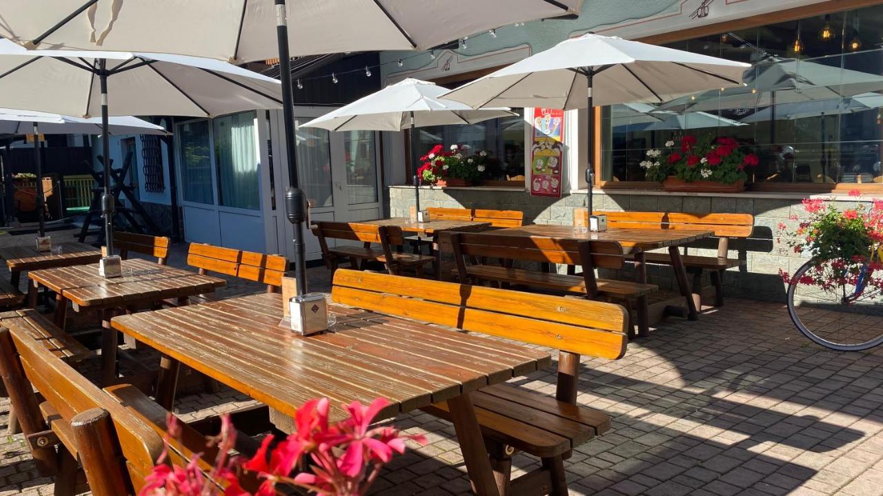 Casteluce Hotel Funivie Pinzolo Dış mekan fotoğraf