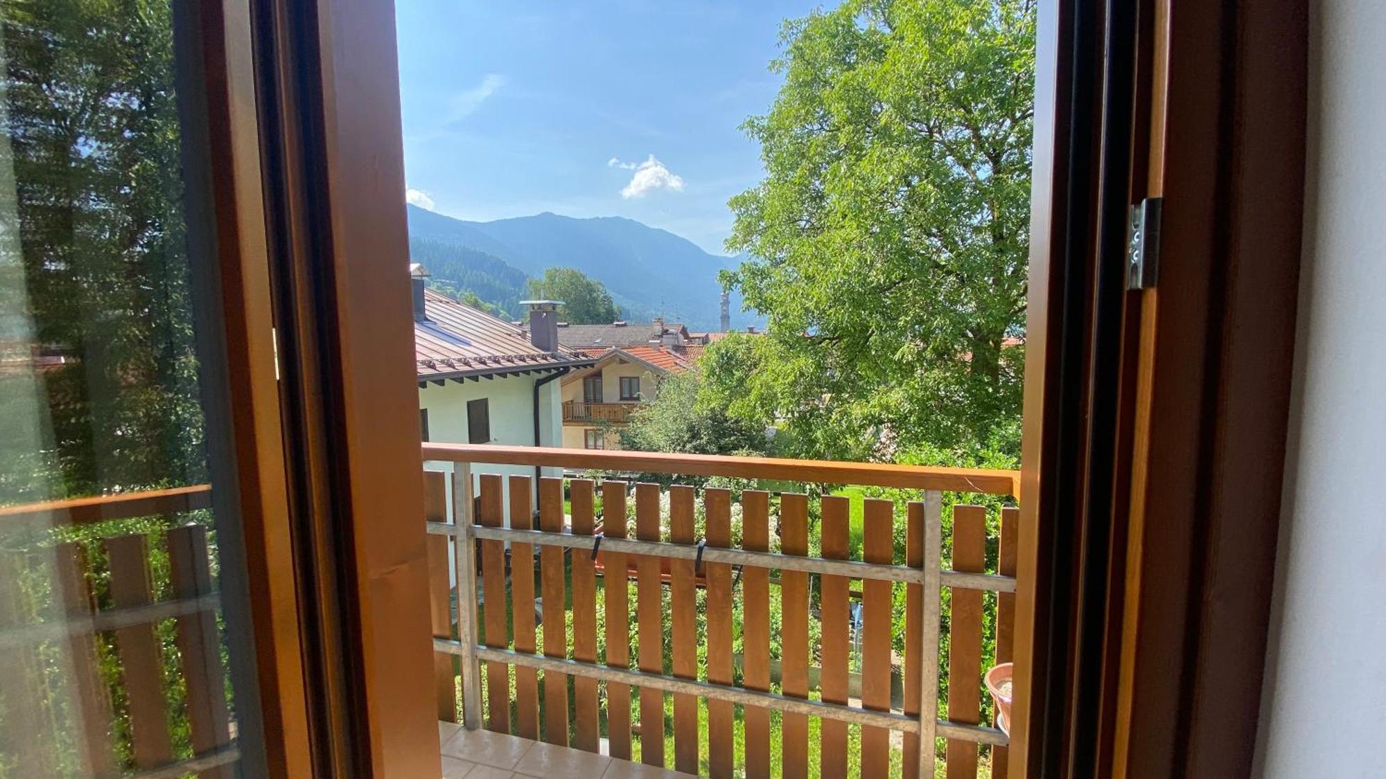 Casteluce Hotel Funivie Pinzolo Dış mekan fotoğraf
